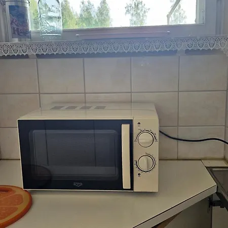 Hallin Avara 14 *